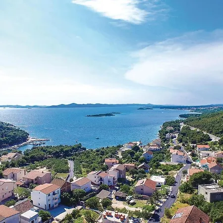 Tatil Evi Beautiful In Drage, Pakostane With Outdoor Swimming Pool And 2 Bedrooms