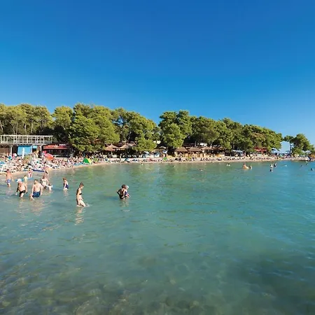 Tatil Evi Beautiful In Drage, Pakostane With Outdoor Swimming Pool And 2 Bedrooms Drage